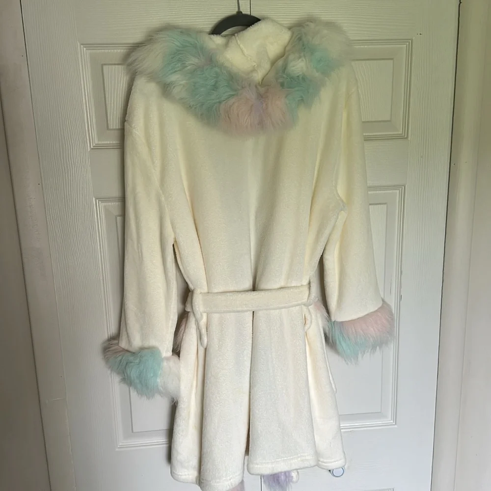 Pottery Barn Teen Unicorn Rainbow Faux Fur Robe - Picture 12 of 14